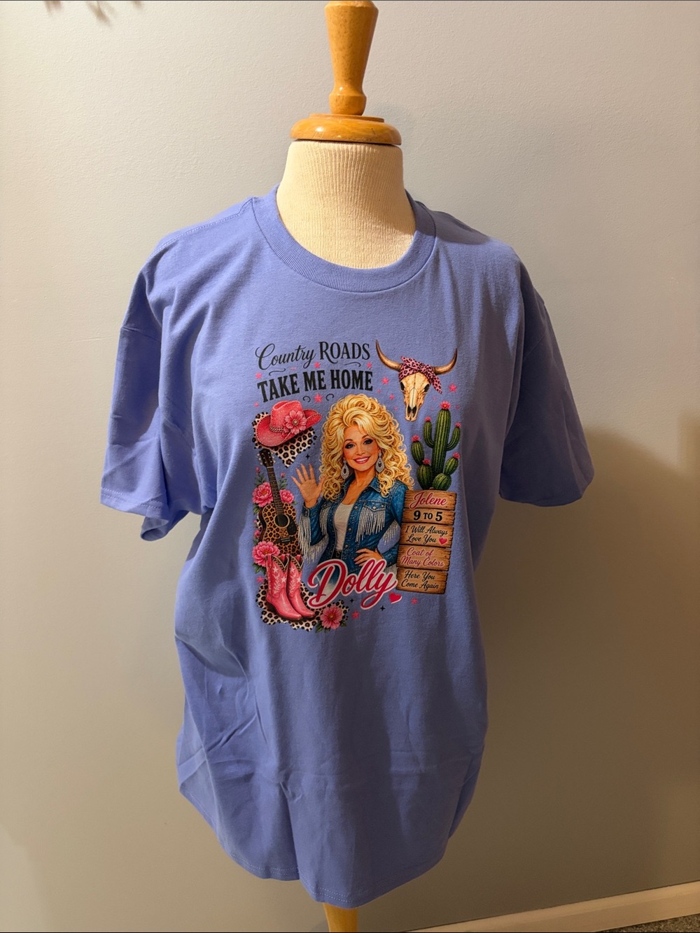 Lavender 'Country Roads Take Me Home' Short Sleeve Graphic Tee - Dolly